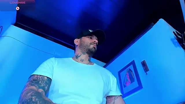CamiloGray  online show from 01-02-25, 03:29