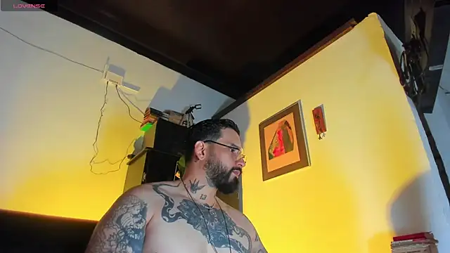 CamiloGray  online show from 10-07-25, 02:25