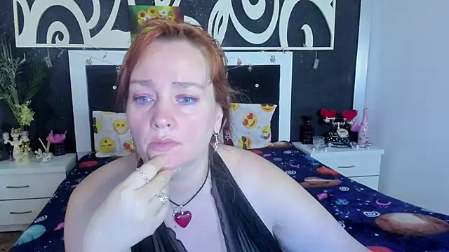 Snapshot of SinFulTitsDD chatting on 12-15-24, 04:26 SinFulTitsDD online show from 12-15-24, 04:26