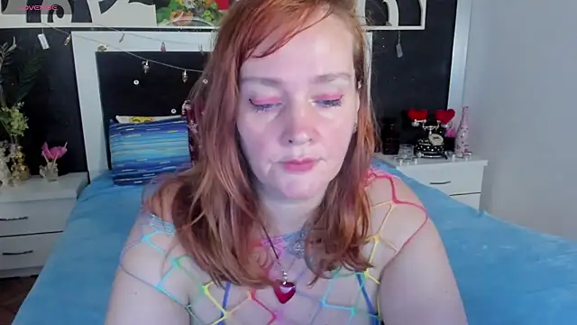 Snapshot of SinFulTitsDD chatting on 12-30-24, 08:04 SinFulTitsDD online show from 12-30-24, 08:04