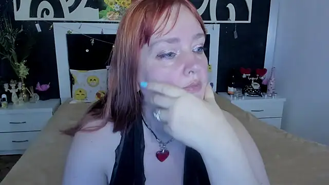 Snapshot of SinFulTitsDD chatting on 01-05-25, 01:24 SinFulTitsDD online show from 01-05-25, 01:24