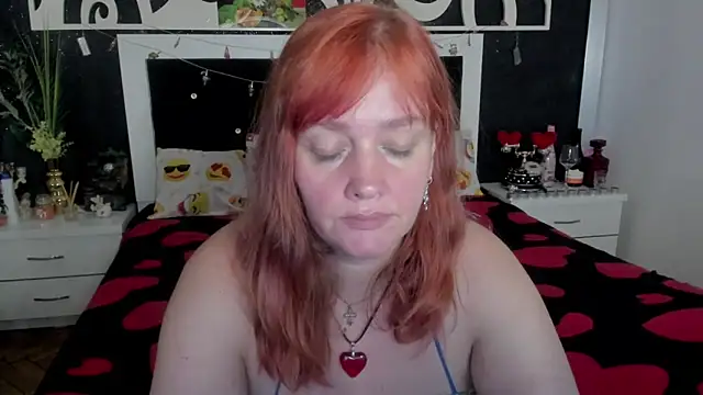 Snapshot of SinFulTitsDD chatting on 01-11-25, 08:10 SinFulTitsDD online show from 01-11-25, 08:10