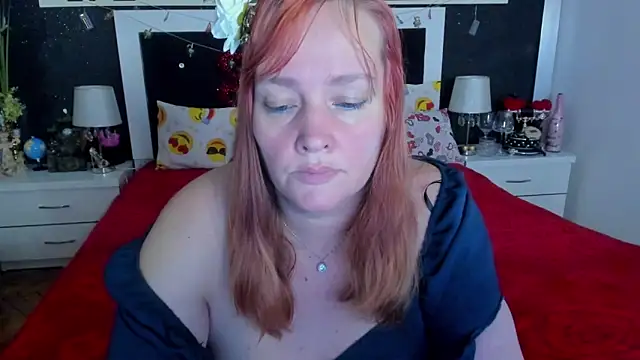 Snapshot of SinFulTitsDD chatting on 02-14-25, 08:48 SinFulTitsDD online show from 02-14-25, 08:48