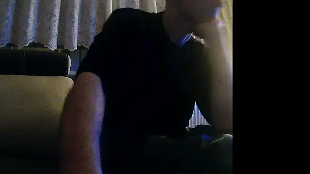 Snapshot of Dzutt chatting on 01-12-25, 01:32 Dzutt online show from 01-12-25, 01:32