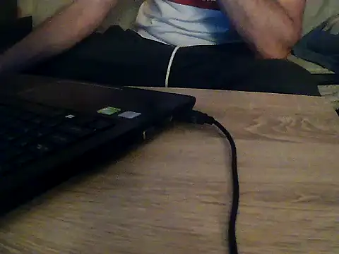 Snapshot of Dzutt chatting on 01-21-25, 03:26 Dzutt online show from 01-21-25, 03:26