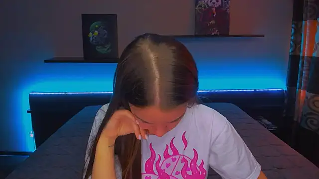 AlexaBarkley online show from 01-06-25, 03:20