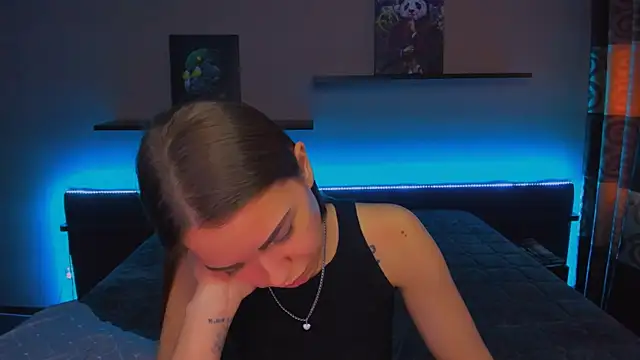 AlexaBarkley online show from 02-12-25, 06:19