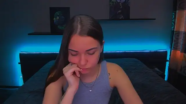 AlexaBarkley online show from 02-25-25, 03:20