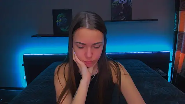 AlexaBarkley online show from 03-05-25, 03:08