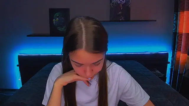 AlexaBarkley online show from 03-11-25, 06:21