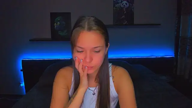 AlexaBarkley online show from 12-22-25, 12:18