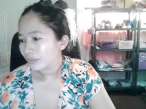 Snapshot of Alexiadreamer chatting on 03-04-26, 03:12 Alexiadreamer online show from 03-04-26, 03:12