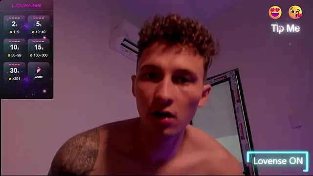 Snapshot of mark_streemm chatting on 03-09-26, 03:32 mark streemm online show from 03-09-26, 03:32