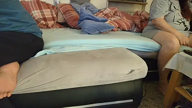 Snapshot of HotBiPaar chatting on 03-15-25, 10:00 HotBiPaar online show from 03-15-25, 10:00