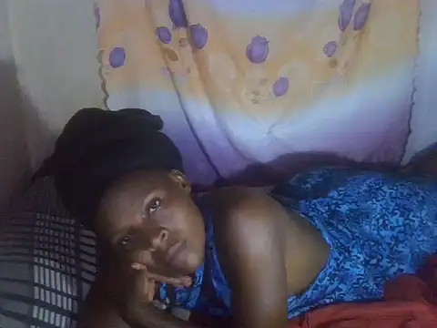 cute-shamza online show from 06-18-26, 12:31