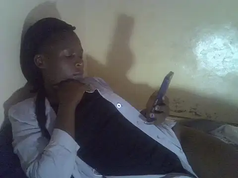 cute-shamza online show from 06-25-26, 05:12