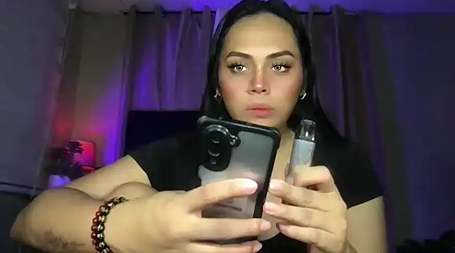 Snapshot of _MissKhimberlyXxx_ chatting on 01-06-25, 08:14  MissKhimberlyXxx  online show from 01-06-25, 08:14