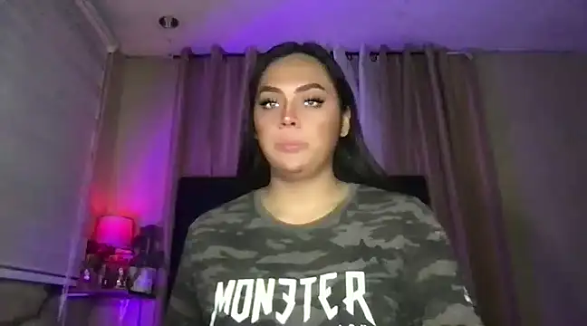 Snapshot of _MissKhimberlyXxx_ chatting on 01-24-25, 07:08  MissKhimberlyXxx  online show from 01-24-25, 07:08