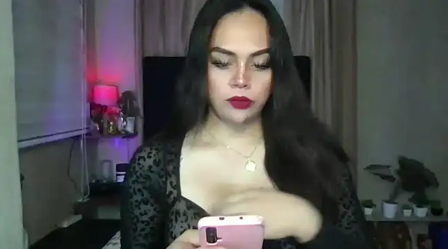 Snapshot of _MissKhimberlyXxx_ chatting on 01-24-25, 12:20  MissKhimberlyXxx  online show from 01-24-25, 12:20