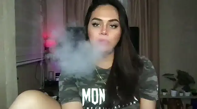 Snapshot of _MissKhimberlyXxx_ chatting on 01-24-25, 04:06  MissKhimberlyXxx  online show from 01-24-25, 04:06