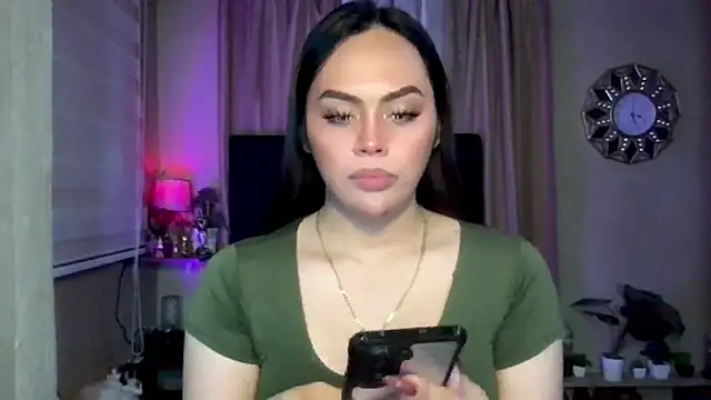 Snapshot of _MissKhimberlyXxx_ chatting on 01-27-25, 07:24  MissKhimberlyXxx  online show from 01-27-25, 07:24