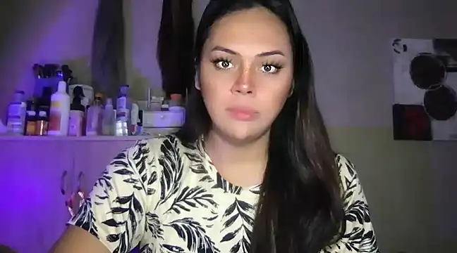 Snapshot of _MissKhimberlyXxx_ chatting on 02-26-25, 02:59  MissKhimberlyXxx  online show from 02-26-25, 02:59