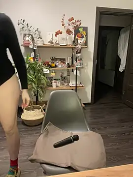 sweetest pie online show from 02-11-25, 04:35