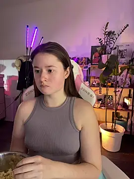 sweetest pie online show from 03-15-26, 04:13