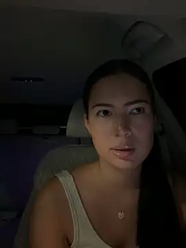 clairewntr online show from 11-11-25, 09:15