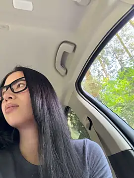 clairewntr online show from 05-02-26, 11:37