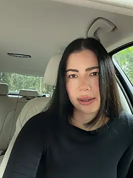 clairewntr online show from 05-06-26, 03:39