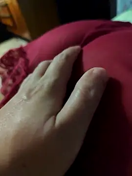 LovlyAnnie online show from 12-22-25, 05:04