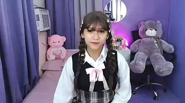 urlovelyfreya online show from 02-18-25, 04:16