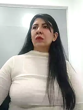 aisha latina online show from 12-12-24, 02:44