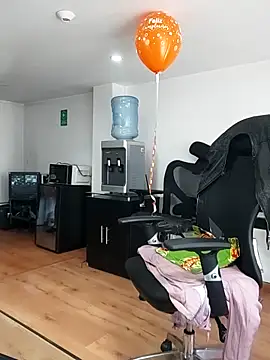 aisha latina online show from 06-11-26, 03:10