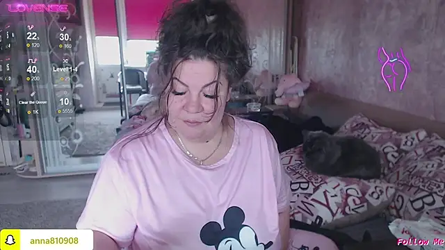 Snapshot of femme_fatale1 chatting on 10-20-25, 08:26 femme fatale1 online show from 10-20-25, 08:26