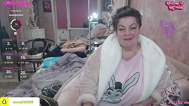 Snapshot of femme_fatale1 chatting on 10-27-25, 06:01 femme fatale1 online show from 10-27-25, 06:01