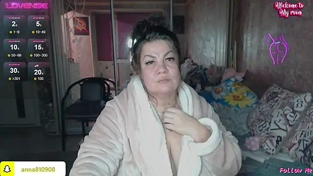 femme fatale1 online show from 11-20-25, 08:19