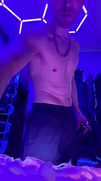 Cloudd Kingg Iceyyy online show from 03-07-26, 12:46