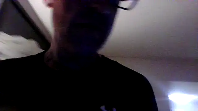 Snapshot of CAMINCHANCE chatting on 03-15-26, 09:37 CAMINCHANCE online show from 03-15-26, 09:37