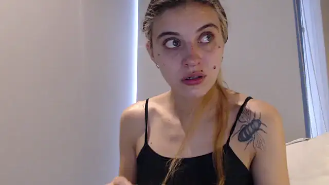 mariecam420 online show from 01-08-25, 05:59
