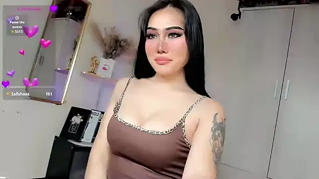 Snapshot of Icon1c_LiLy chatting on 10-04-25, 10:30 Icon1c LiLy online show from 10-04-25, 10:30