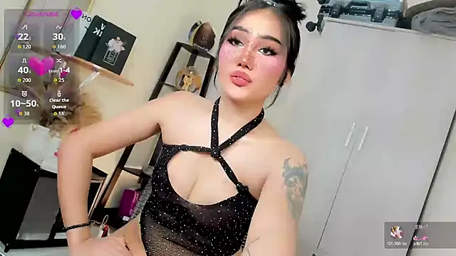 Snapshot of Icon1c_LiLy chatting on 10-30-25, 06:08 Icon1c LiLy online show from 10-30-25, 06:08