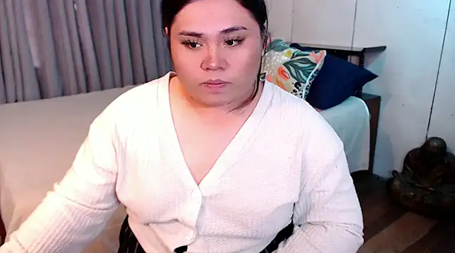 mysticofcum online show from 12-22-24, 06:06