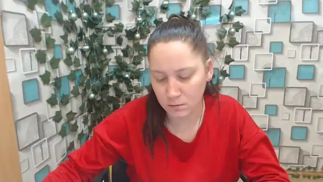 JosieJun  online show from 02-04-25, 08:38