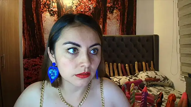 Snapshot of sofia23dirty chatting on 02-11-26, 10:26 sofia23dirty online show from 02-11-26, 10:26