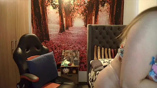 Snapshot of sofia23dirty chatting on 02-17-26, 10:27 sofia23dirty online show from 02-17-26, 10:27