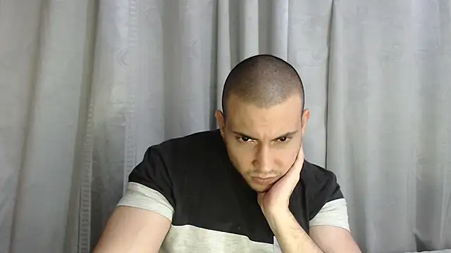 Armando 2002 online show from 10-02-25, 03:02