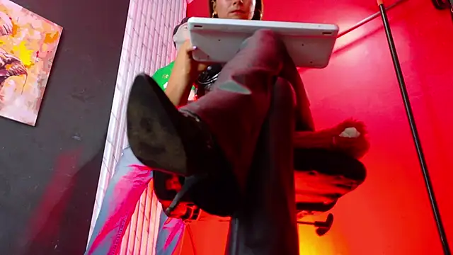 MistressSlut1 online show from 01-04-25, 02:25