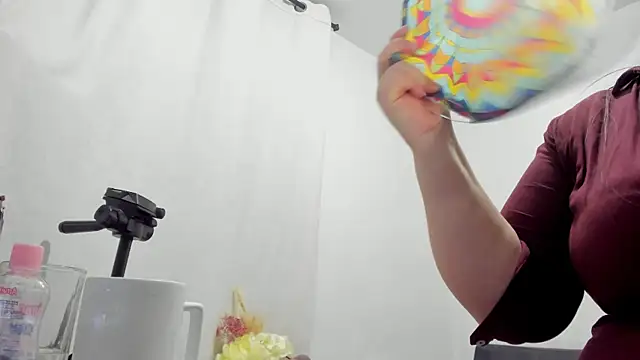 Snapshot of esmeraldamfc chatting on 01-23-25, 02:33 esmeraldamfc online show from 01-23-25, 02:33